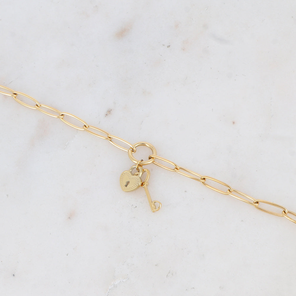 Rosia Heart & Key Bracelet – Locked In Style 🔐💛