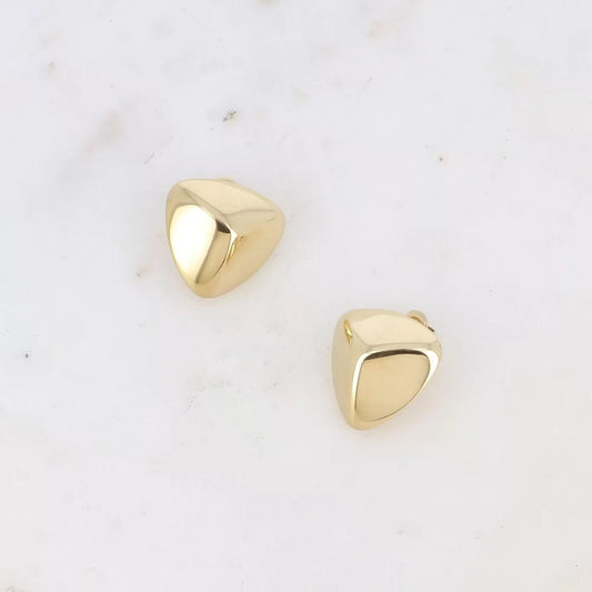 Sarah's studs with bold angles, big attitude and electric shine ⚡