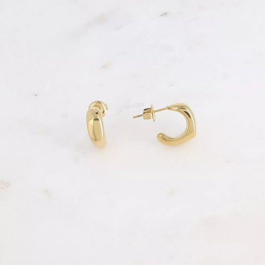 Sleek Mini Gold Hoops – Small but seriously chic ✨💛